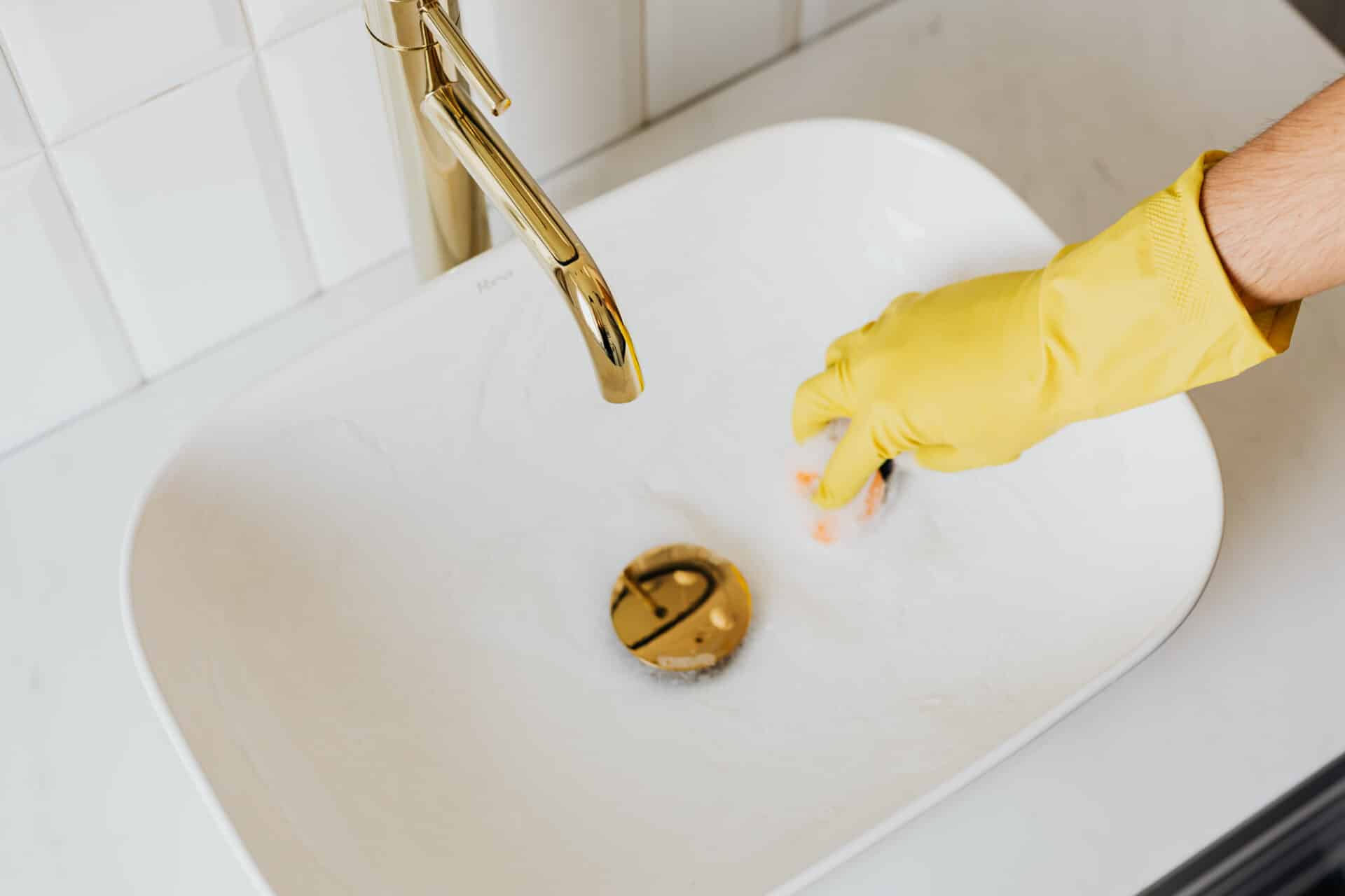 How To Create Distilled Water From Tap Water