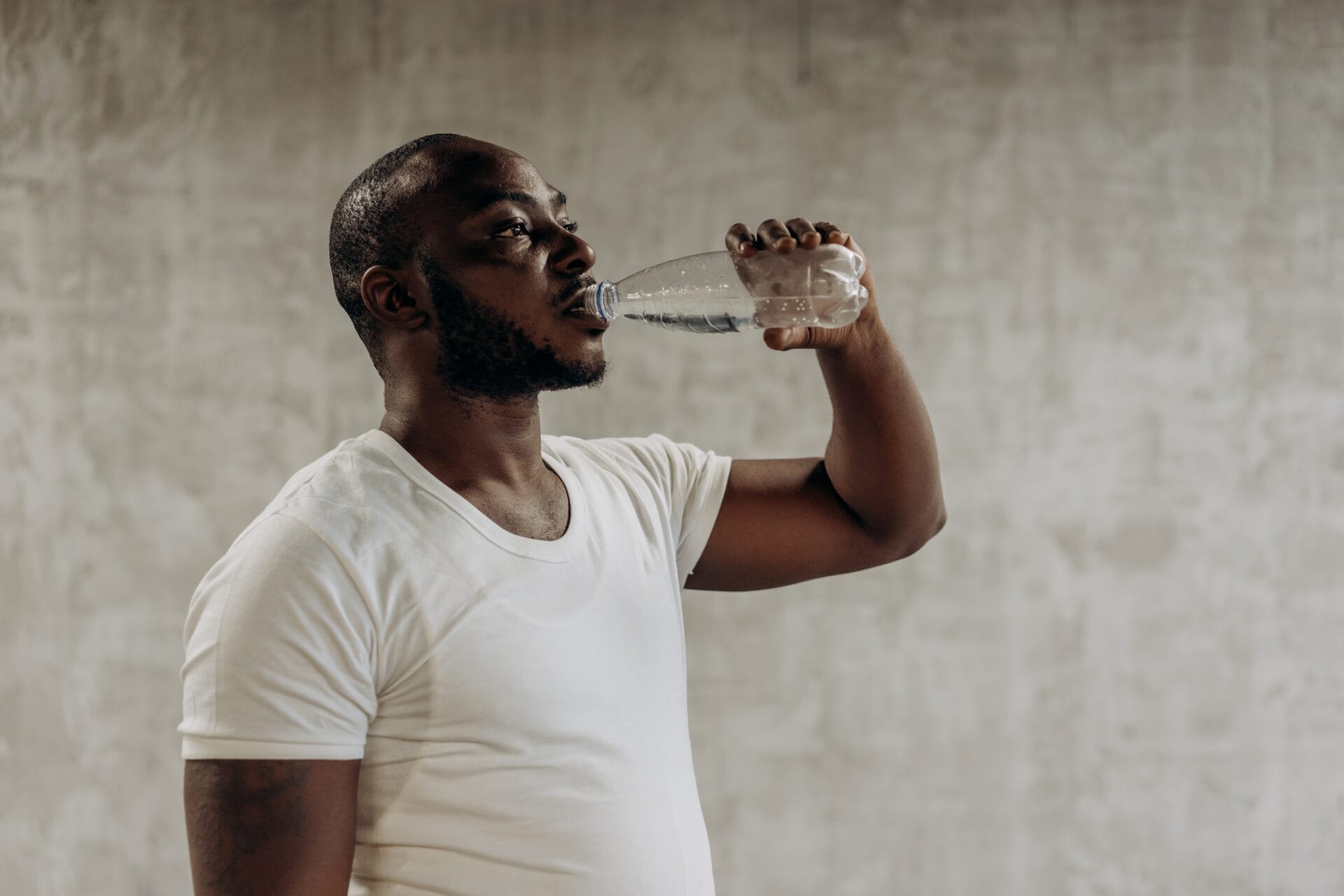 why-do-bodybuilders-drink-distilled-water